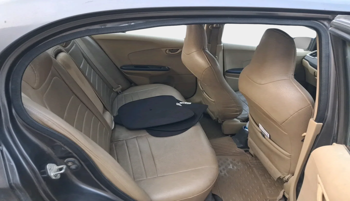 2018 Honda Amaze 1.2L I-VTEC S OPT, Petrol, Manual, 1,12,443 km, interior