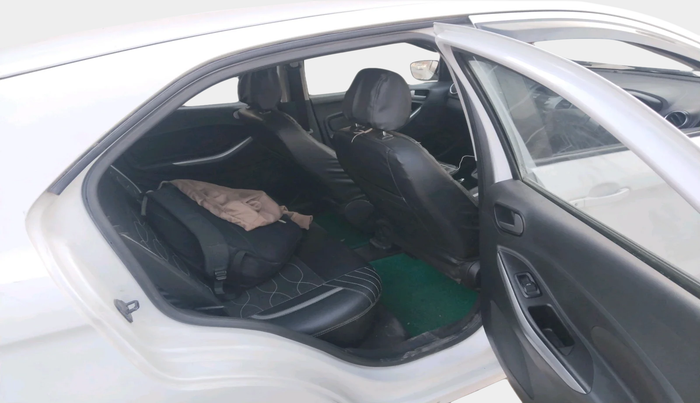 2015 Ford Figo TITANIUM 1.2 PETROL, Petrol, Manual, 45,304 km, interior