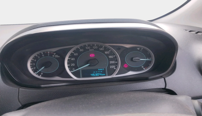 2015 Ford Figo TITANIUM 1.2 PETROL, Petrol, Manual, 45,304 km, interior