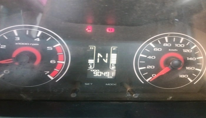 2016 Mahindra Kuv100 K4 D 6 STR, Diesel, Manual, 90,491 km, interior