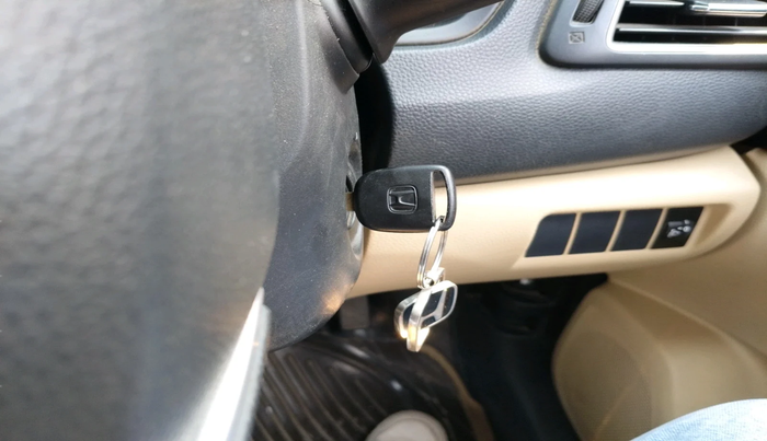 2022 Honda Amaze 1.5L I-DTEC S, Diesel, Manual, 1,31,219 km, interior