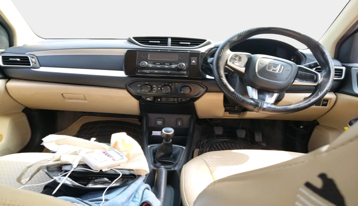2022 Honda Amaze 1.5L I-DTEC S, Diesel, Manual, 1,31,219 km, interior