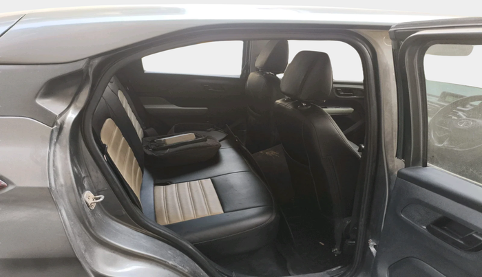 2023 Tata PUNCH ADVENTURE MT, Petrol, Manual, 40,374 km, interior