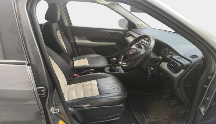 2023 Tata PUNCH ADVENTURE MT, Petrol, Manual, 40,374 km, interior