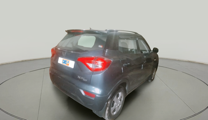 2023 Mahindra XUV300 W6 1.5 DIESEL AMT, Diesel, Automatic, 54,489 km, exterior