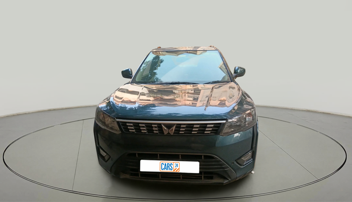 2023 Mahindra XUV300 W6 1.5 DIESEL AMT, Diesel, Automatic, 54,489 km, exterior