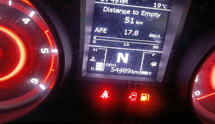 2023 Mahindra XUV300 W6 1.5 DIESEL AMT, Diesel, Automatic, 54,489 km, interior