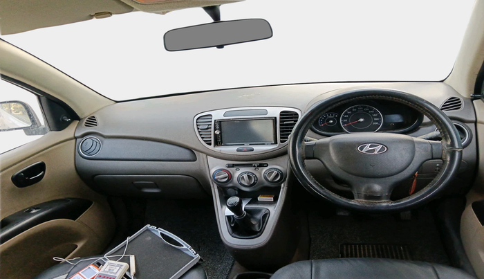 2014 Hyundai i10 MAGNA 1.1, Petrol, Manual, 66,668 km, interior