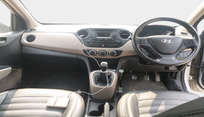 2015 Hyundai Grand i10 SPORTZ 1.2 KAPPA VTVT, Petrol, Manual, 77,858 km, interior