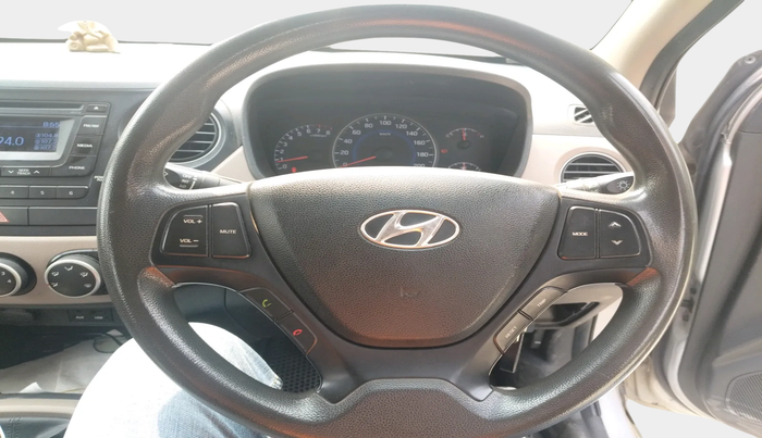 2015 Hyundai Grand i10 SPORTZ 1.2 KAPPA VTVT, Petrol, Manual, 77,858 km, interior