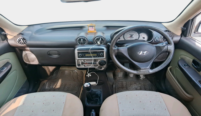 2011 Hyundai Santro Xing GLS, Petrol, Manual, 67,383 km, interior