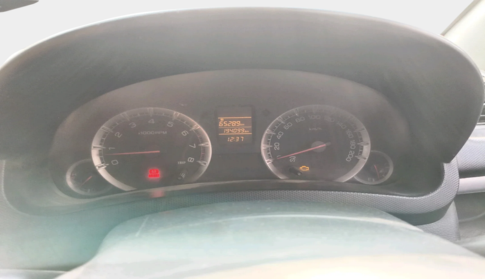 2013 Maruti Swift VXI, Petrol, Manual, 1,94,099 km, interior