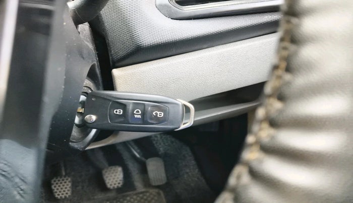 2019 Tata Tiago XZ PETROL, Petrol, Manual, 32,123 km, interior