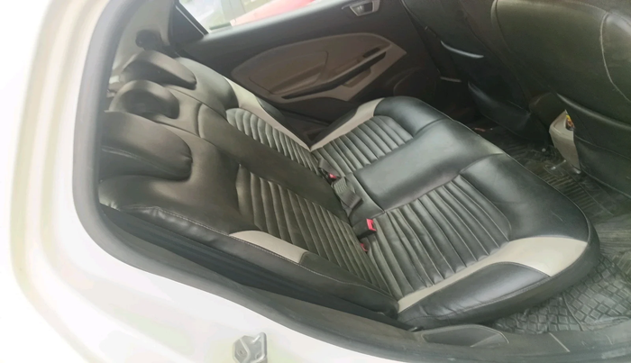 2017 Ford Ecosport AMBIENTE 1.5L DIESEL, Diesel, Manual, 1,34,045 km, interior