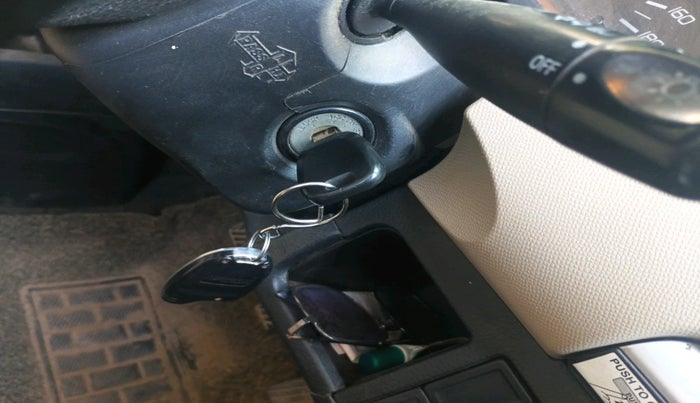 2017 Maruti Wagon R 1.0 LXI CNG, Petrol, Manual, 81,024 km, interior