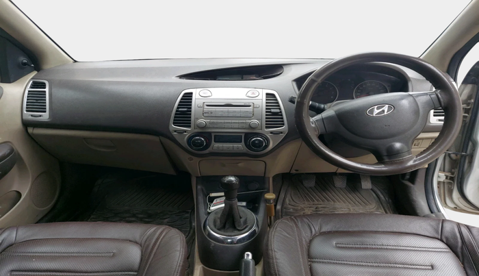 2011 Hyundai i20 MAGNA 1.2, Petrol, Manual, 1,07,674 km, interior