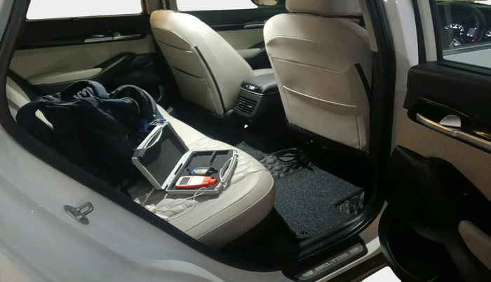 2020 KIA SELTOS HTX 1.5 CVT PETROL, Petrol, Automatic, 57,135 km, interior