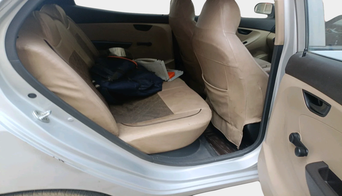 2015 Hyundai Eon MAGNA +, Petrol, Manual, 1,30,375 km, interior