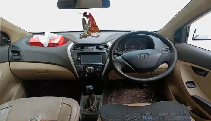 2015 Hyundai Eon MAGNA +, Petrol, Manual, 1,30,375 km, interior