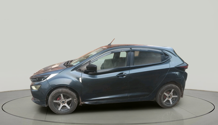2020 Tata ALTROZ XE DIESEL, Diesel, Manual, 1,22,624 km, exterior