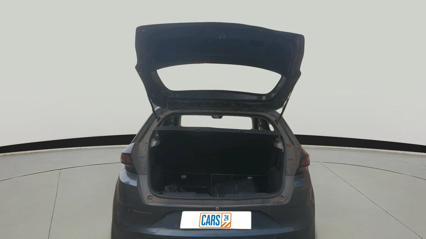 2020 Tata ALTROZ XE DIESEL, Diesel, Manual, 1,22,624 km, exterior