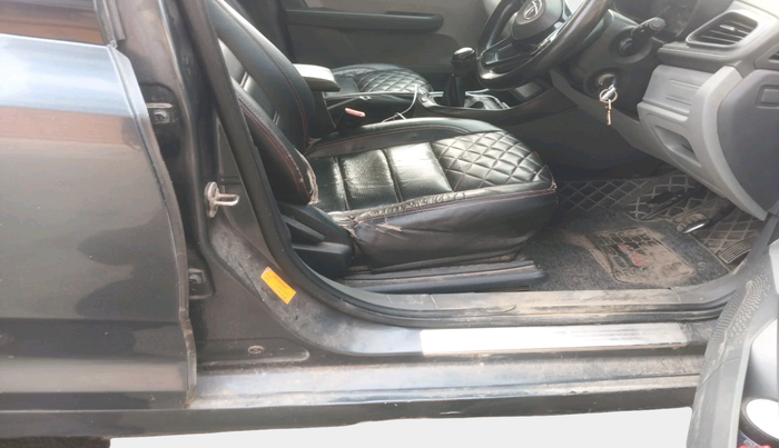 2020 Tata ALTROZ XE DIESEL, Diesel, Manual, 1,22,624 km, interior
