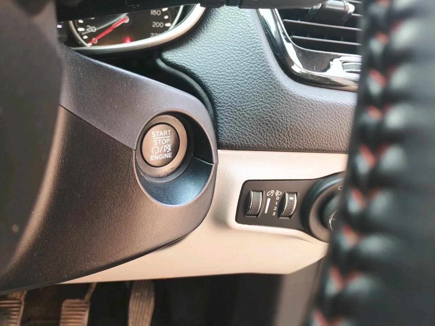 2019 Jeep Compass LIMITED PLUS DIESEL, Diesel, Manual, 87,912 km, interior