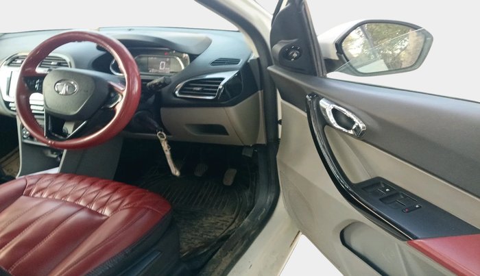 2019 Tata Tiago XZ PLUS PETROL, Petrol, Manual, 38,164 km, interior