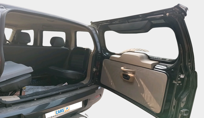 2024 Mahindra BOLERO NEO N 8, Diesel, Manual, 13,252 km, exterior