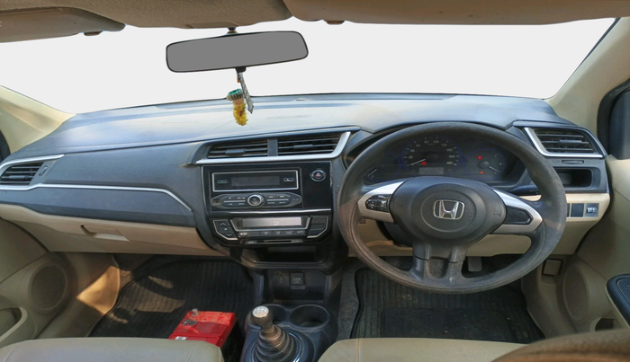 2016 Honda Amaze 1.2L I-VTEC S, Petrol, Manual, 1,44,558 km, interior