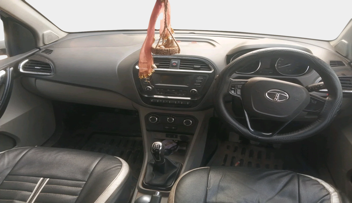 2018 Tata Tiago XZ PETROL, Petrol, Manual, 68,271 km, interior