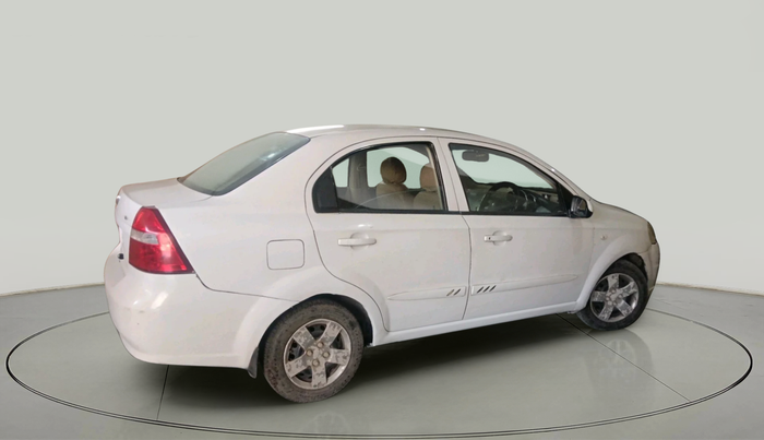 2012 Chevrolet Aveo LS 1.4, Petrol, Manual, 1,00,315 km, exterior