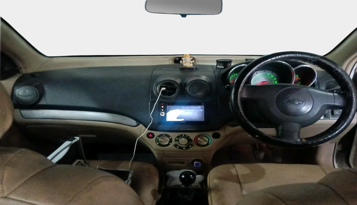 2012 Chevrolet Aveo LS 1.4, Petrol, Manual, 1,00,315 km, interior