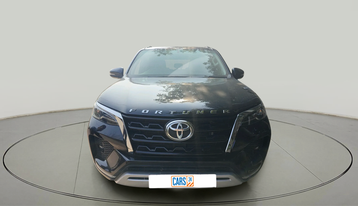 2024 Toyota Fortuner 4X2 MT 2.7 PETROL, Petrol, Manual, 13,607 km, exterior