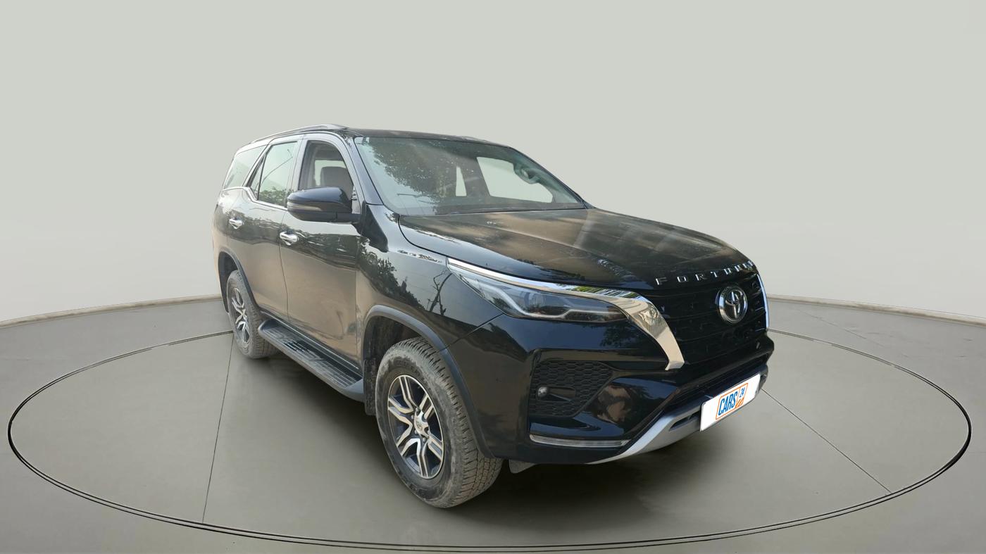 2024 Toyota Fortuner 4X2 MT 2.7 PETROL, Petrol, Manual, 13,607 km, exterior