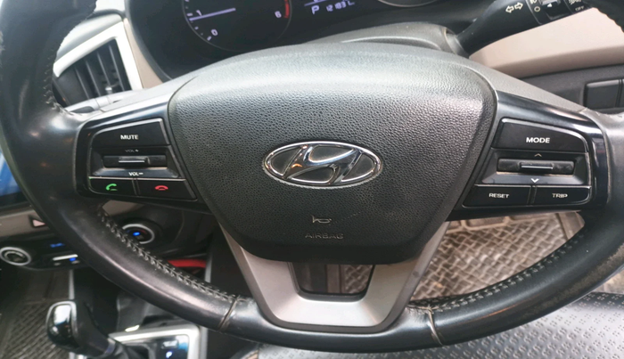 2016 Hyundai Creta SX PLUS AT 1.6 DIESEL, Diesel, Automatic, 1,21,831 km, interior