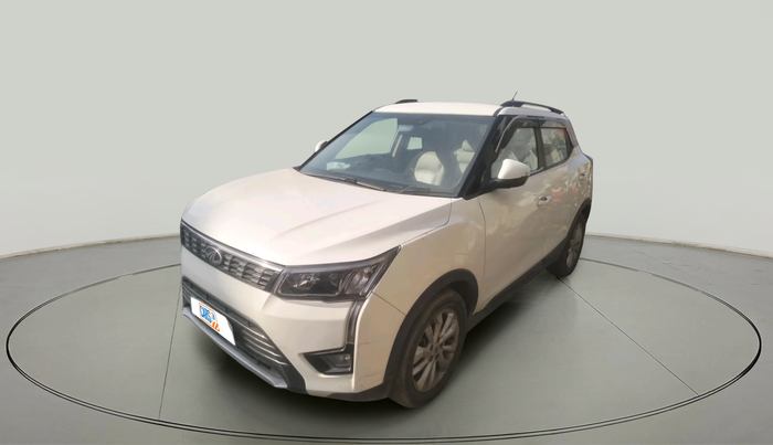 2021 Mahindra XUV300 W8 1.5 DIESEL AMT, Diesel, Automatic, 80,260 km, exterior