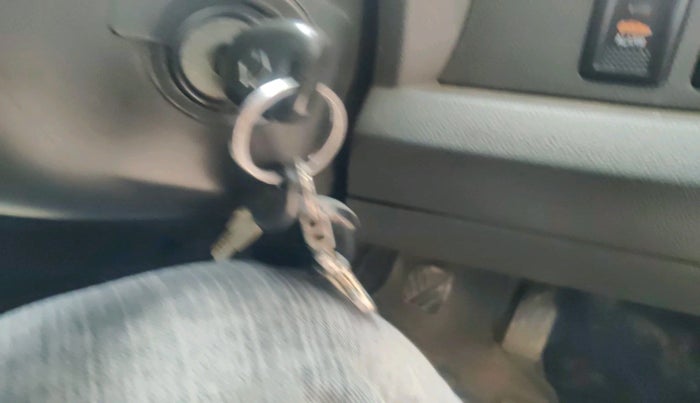 2014 Maruti Ritz VXI, Petrol, Manual, 1,30,000 km, interior