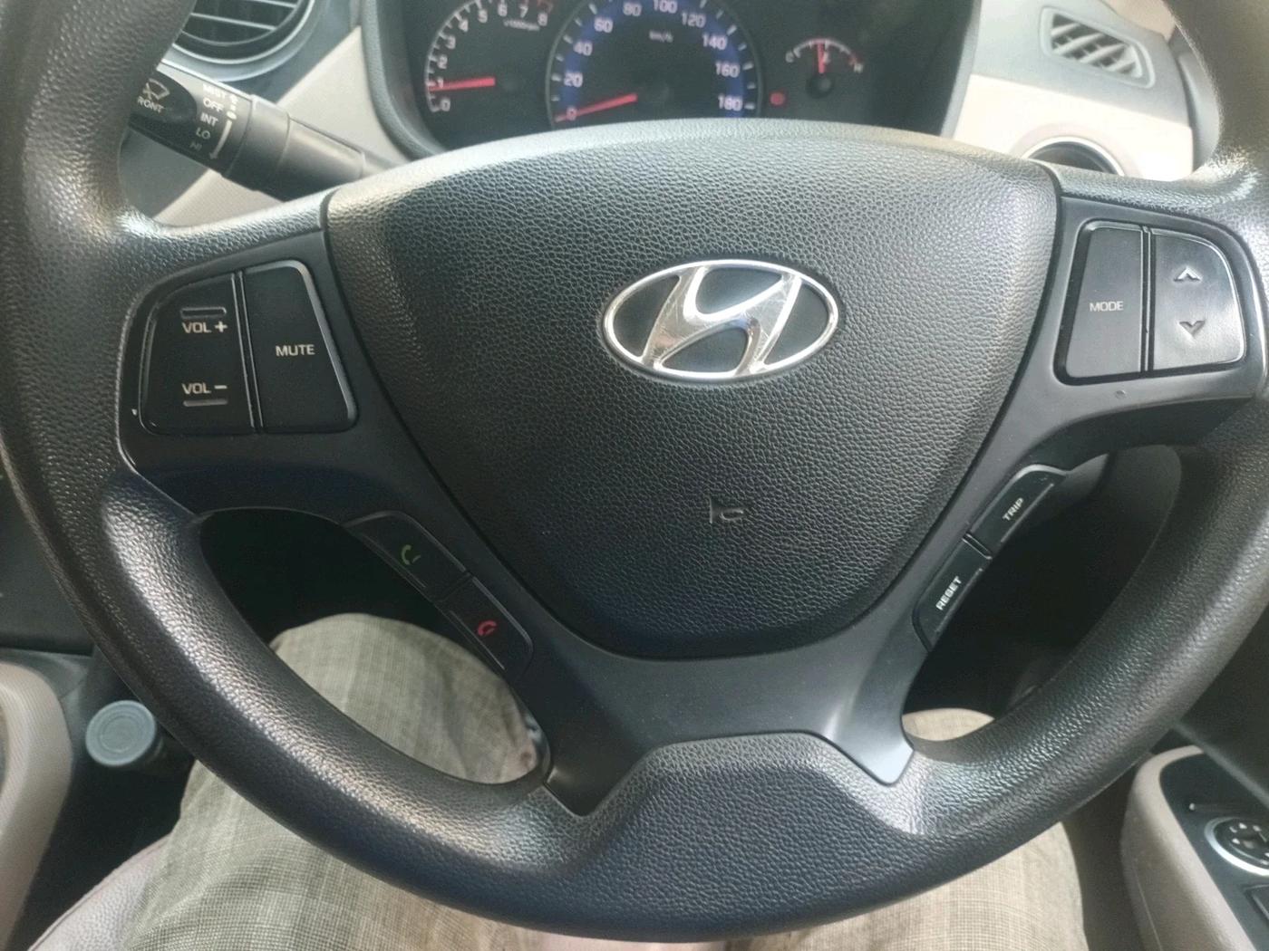 2014 Hyundai Xcent S 1.2, Petrol, Manual, 73,134 km, interior
