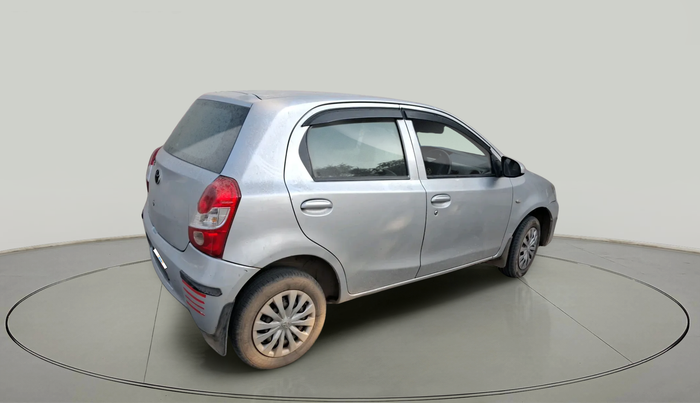 2016 Toyota Etios Liva G, Petrol, Manual, 1,33,797 km, exterior