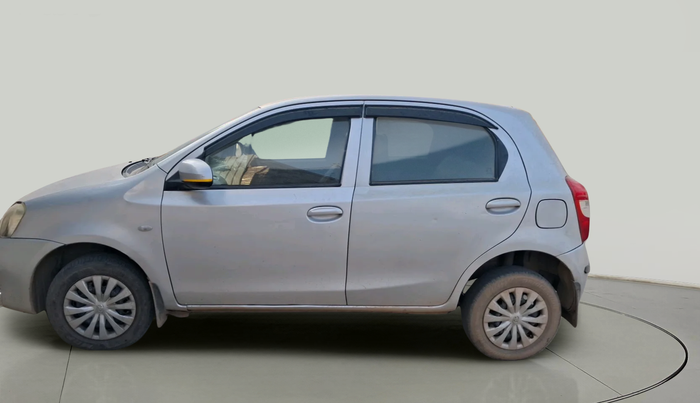 2016 Toyota Etios Liva G, Petrol, Manual, 1,33,797 km, exterior