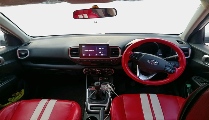 2021 Hyundai VENUE S 1.2, Petrol, Manual, 79,356 km, interior