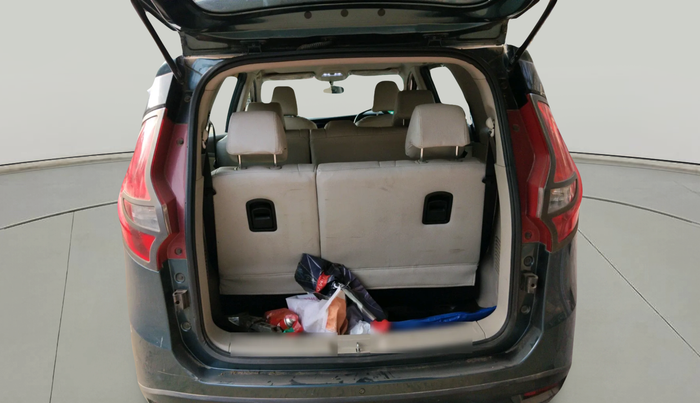 2019 Mahindra MARAZZO M2 8 STR, Diesel, Manual, 42,676 km, exterior