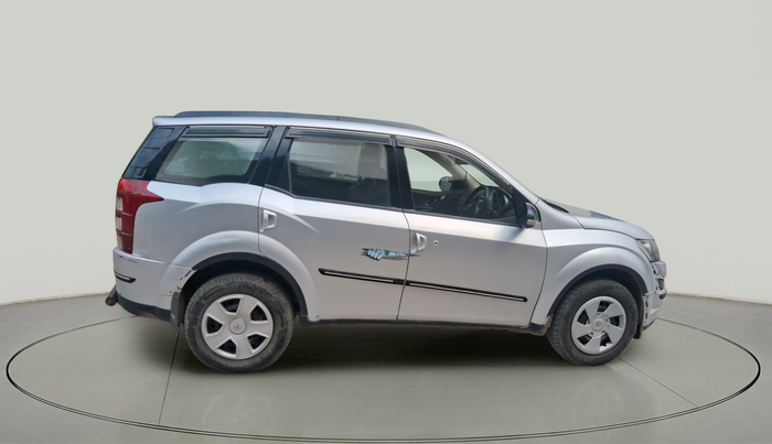 2015 Mahindra XUV500 W6, Diesel, Manual, 63,215 km, exterior