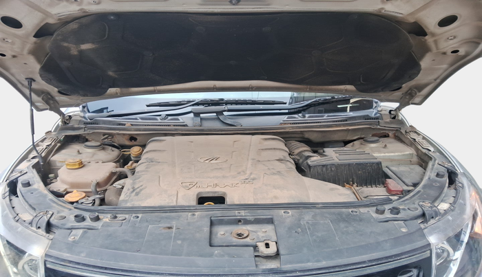 2015 Mahindra XUV500 W6, Diesel, Manual, 63,215 km, exterior