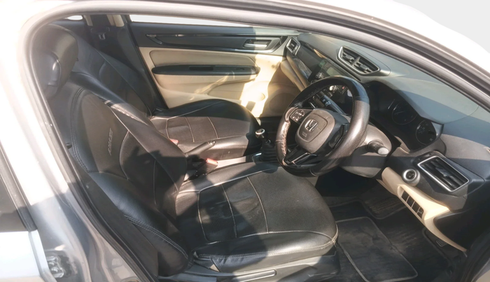 2019 Honda Amaze 1.5L I-DTEC V, Diesel, Manual, 1,08,000 km, interior