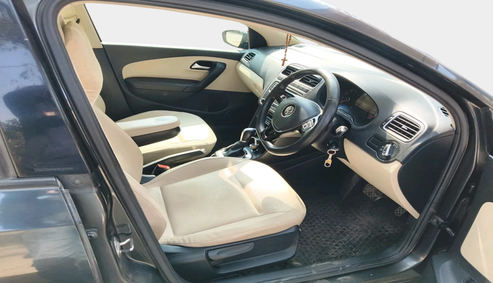 2020 Volkswagen Vento HIGHLINE PLUS 1.0L TSI AT, Petrol, Automatic, 89,775 km, interior