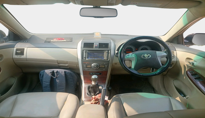 2013 Toyota Corolla Altis G PETROL, Petrol, Manual, 1,30,720 km, interior