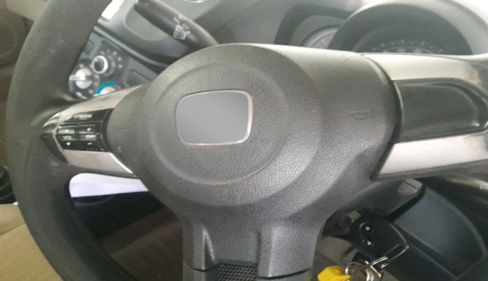 2015 Honda Amaze 1.2L I-VTEC S, Petrol, Manual, 92,500 km, interior