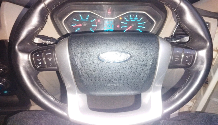 2018 Mahindra Scorpio S11 2WD, Diesel, Manual, 1,84,962 km, interior